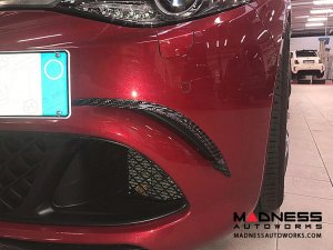 Alfa Romeo Giulia Front Bumper Air Intake Trim Set - Carbon Fiber - Quadrifoglio - Blue Candy Finish
